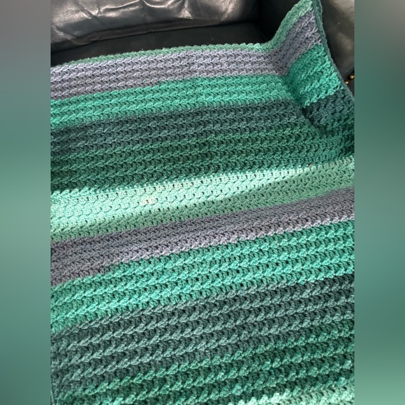 Handmade Afghan runner - Picture 3 of 4